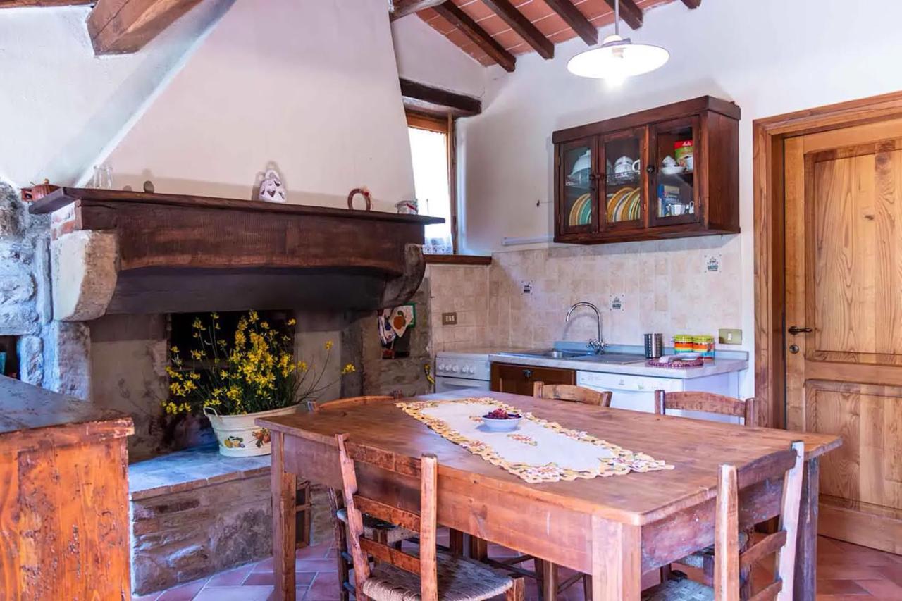 Agriturismo Con Piscina In Toscana, Tribbiano Arezzo Esterno foto